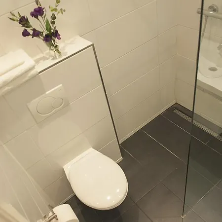 Hobbemakade Appartement Amsterdam
